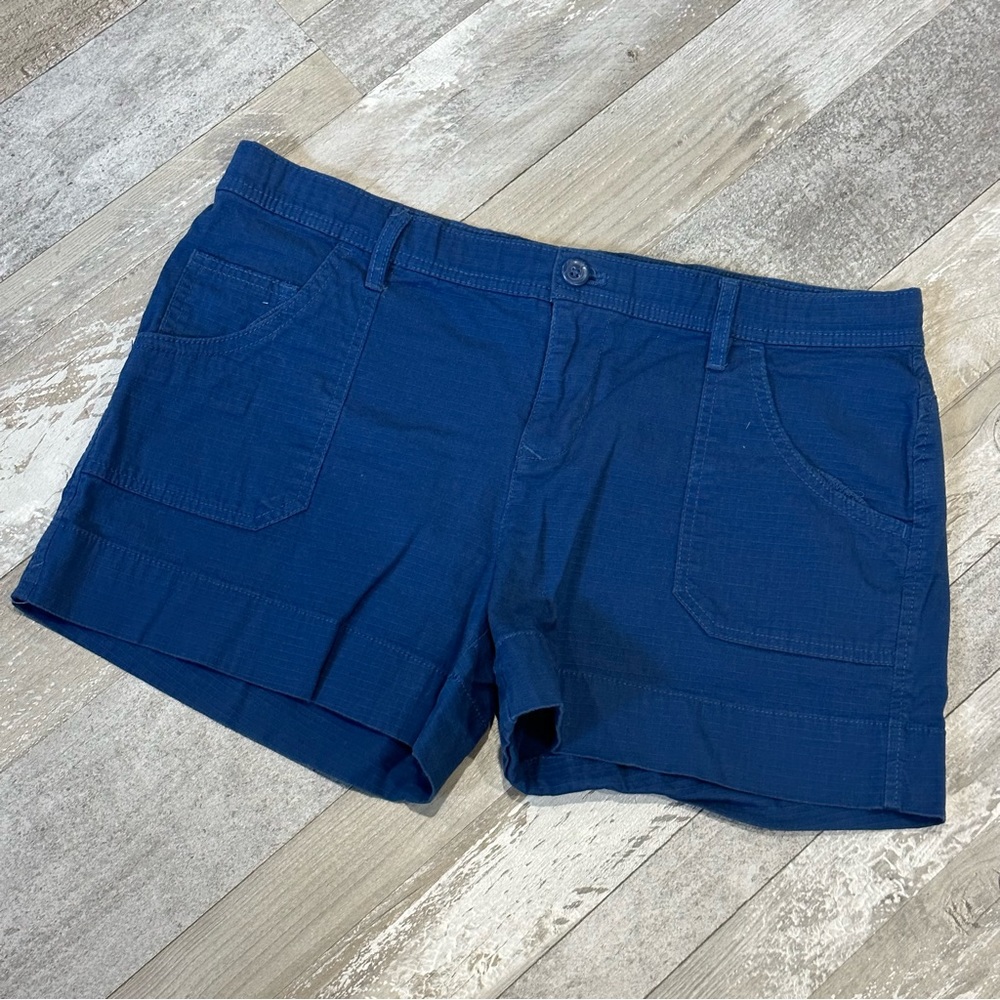 Women’s Blue Calvin Klein Shorts - Size 10